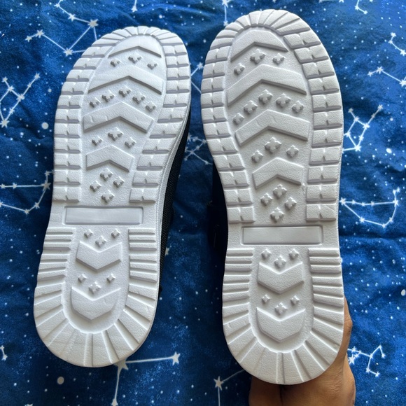 NWOT SHEIN Black & White Canvas Slip Ons - Picture 3 of 3